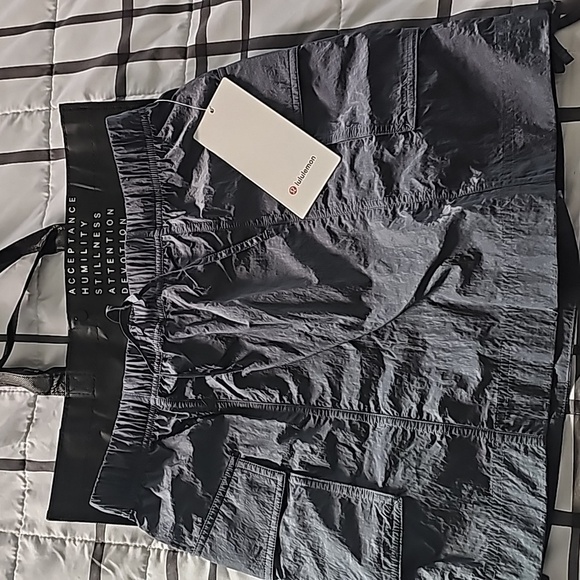 Lululemon Nylon Cargo Mini Skirt High Rise Mini Length Oil Grey Medium - Picture 13 of 13